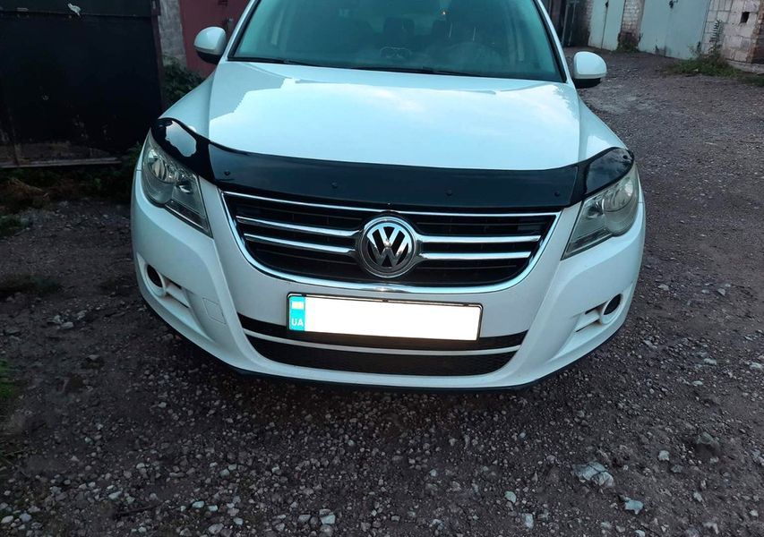 Дефлектор капота для Volkswagen Tiguan 2007-2016 DFK-77797 фото