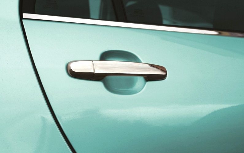 Накладки на ручки дверей для Toyota Auris 2007-2012, з кнопкою, 4 шт, хром (Carmos) NKS-88300 фото