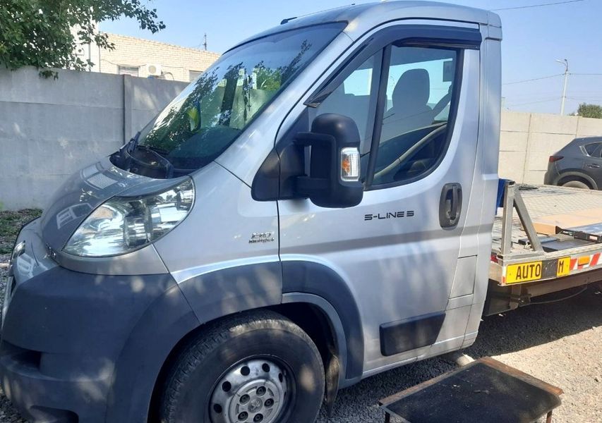Ветровики для Opel Movano 2021+ (2 шт) DOK-129611 фото