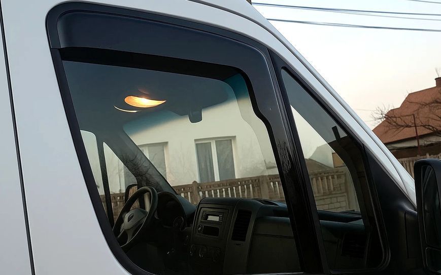Вітровики для Mercedes Sprinter W906 2006-2018 (2 шт) DOK-35741 фото