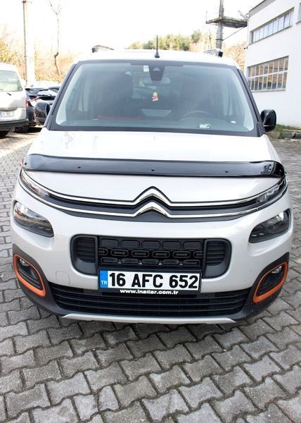 Дефлектор капота для Opel Combo 2019+ DFK-77466 фото