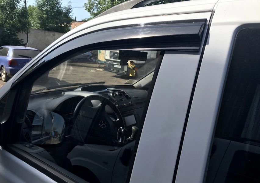 Вітровики для Mercedes Viano 2004-2014 (2 шт) DOK-47094 фото