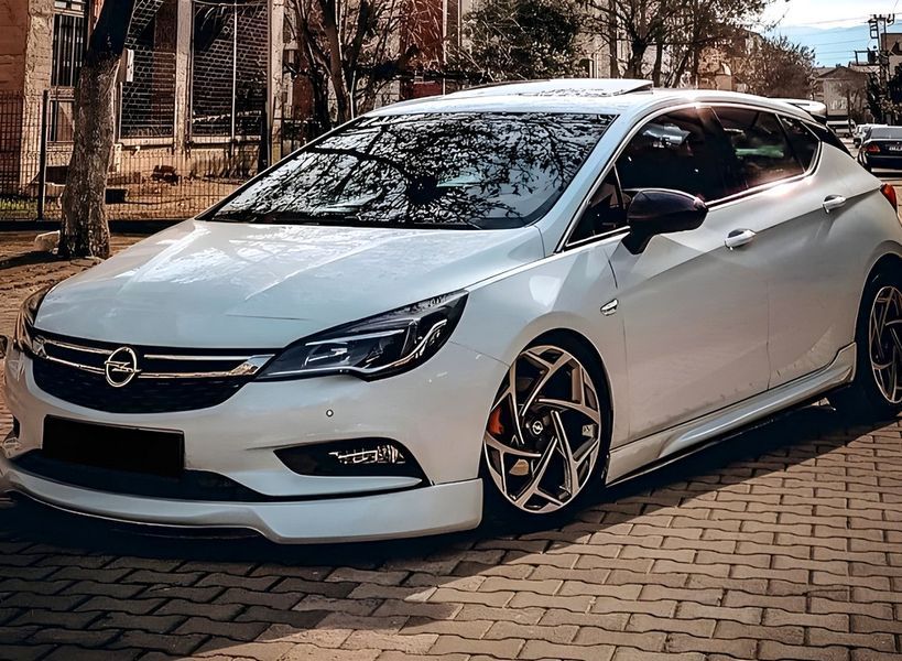 Накладки на дзеркала BMW-Style для Opel Astra K 2016-2021 ZRK-89429 фото