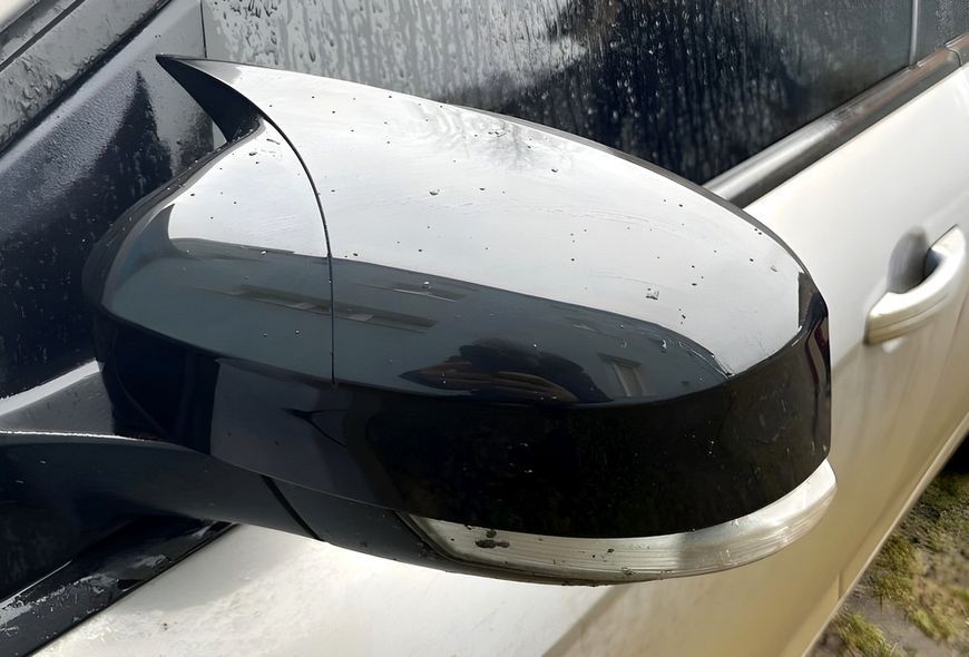 Накладки на дзеркала BMW-Style для Ford Focus 2 2008-2011 ZRK-86538 фото