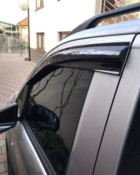 Вітровики для Mercedes Vito/W447 2014+ (2 шт) DOK-88882 фото